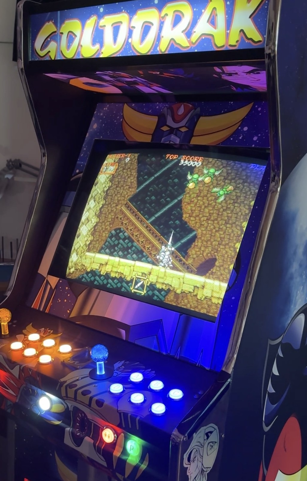 Borne Goldorak CRT Collector 9